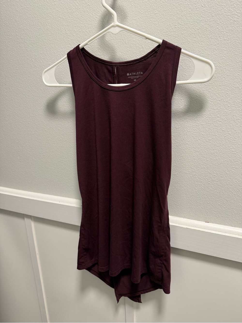 Athleta Burgundy Open-Back Tank — XS